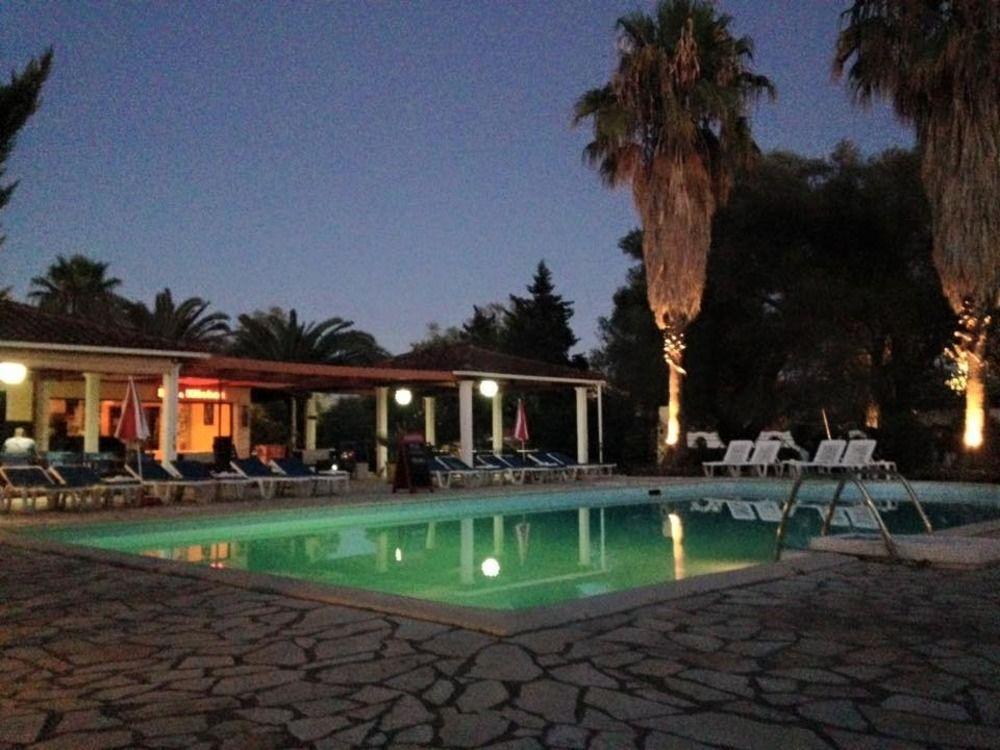 Athina Aparthotel Kávos Exterior foto