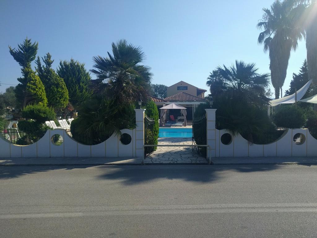 Athina Aparthotel Kávos Exterior foto